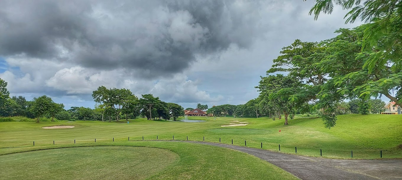 셔우드 힐스 골프 클럽 주식회사. Sherwood hills Golf Club inc.